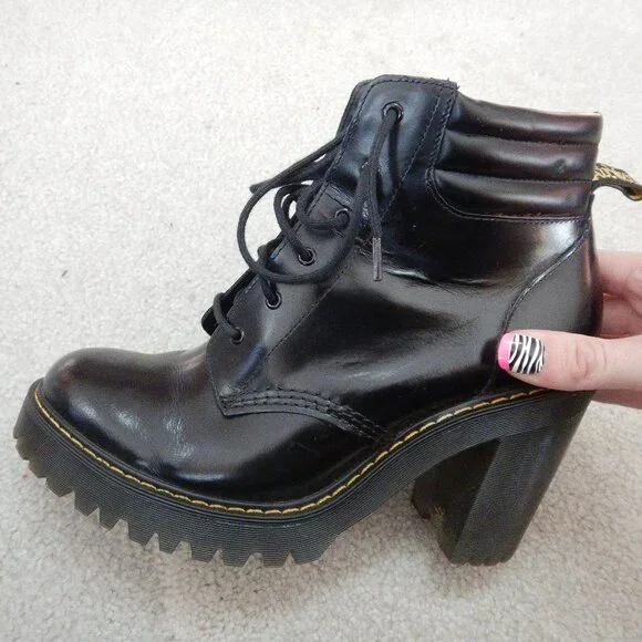 Doc Marten heeled boots - Picture 2 of 7